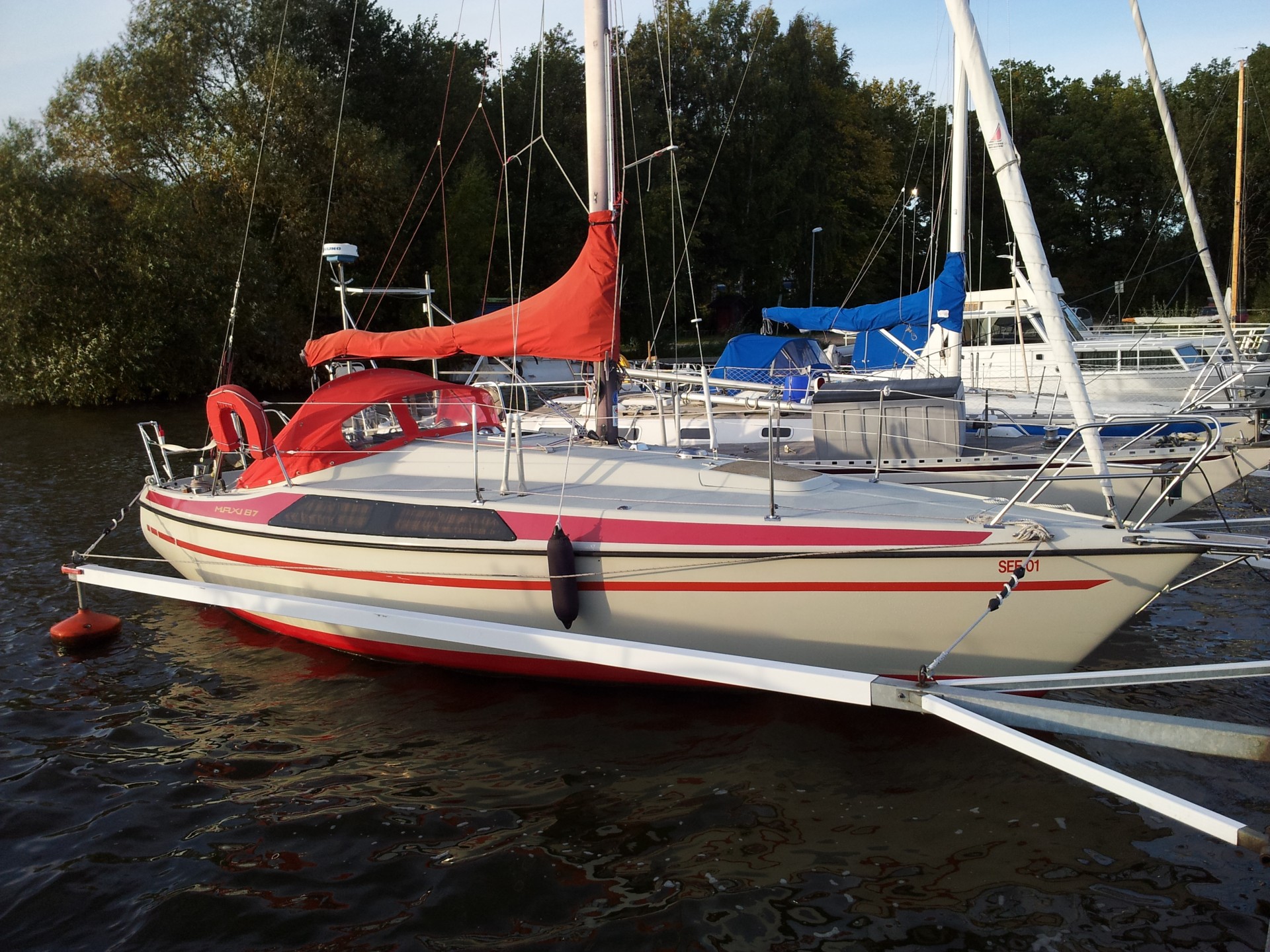 maxi 87 sailboat